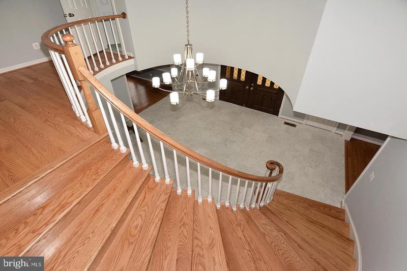 6286 Dunaway Ct, Mclean, VA 22101