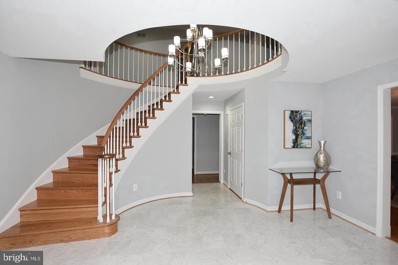 6286 Dunaway Ct, Mclean, VA 22101
