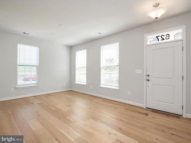627 Halsey Way, Oxon Hill, MD 20745