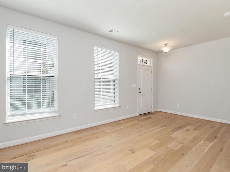 627 Halsey Way, Oxon Hill, MD 20745