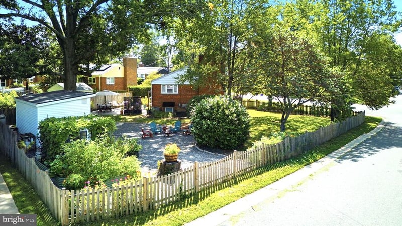 10401 Haywood Dr, Silver Spring, MD 20902