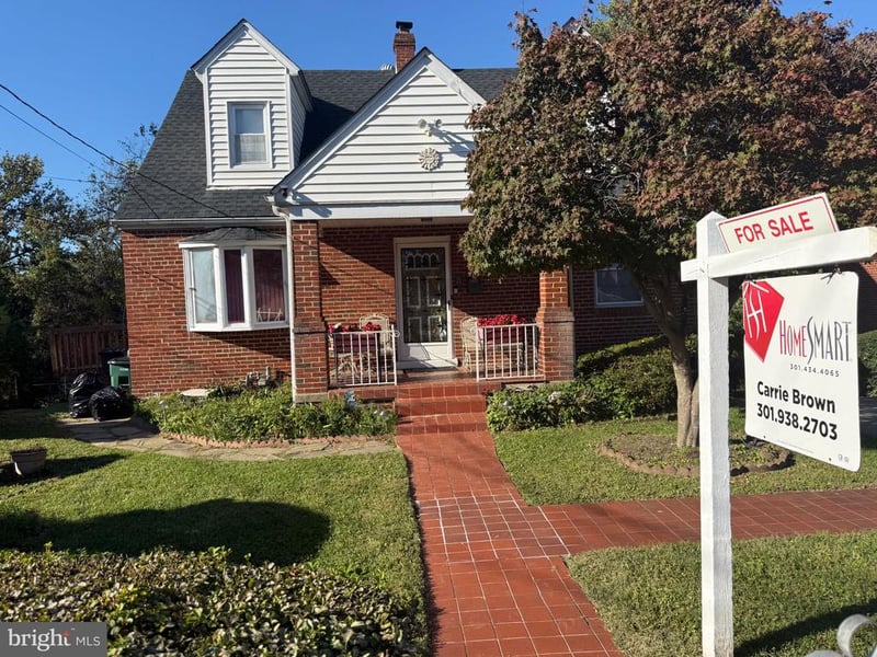 6502 Adak St, Capitol Heights, MD 20743