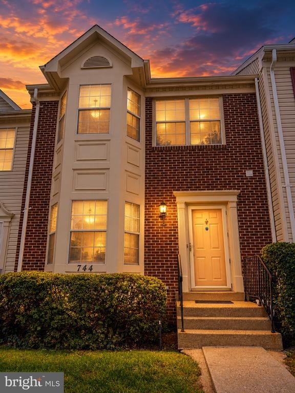 744 Faraway Ct, Bowie, MD 20721