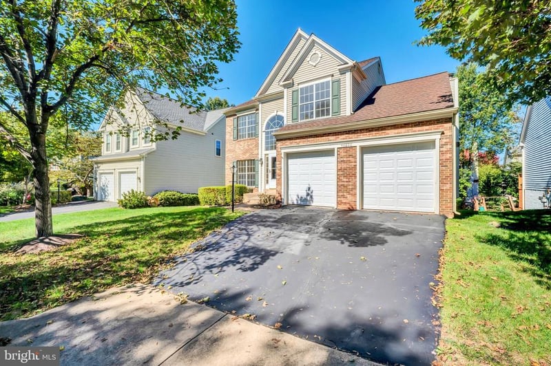 46800 Trailwood Pl, Sterling, VA 20165