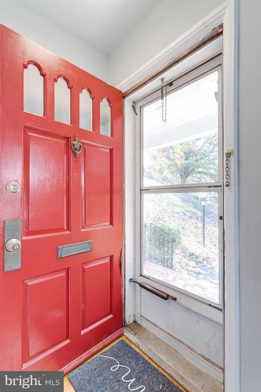 2723 S Buchanan St, Arlington, VA 22206
