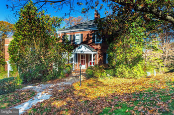 2723 S Buchanan St, Arlington, VA 22206