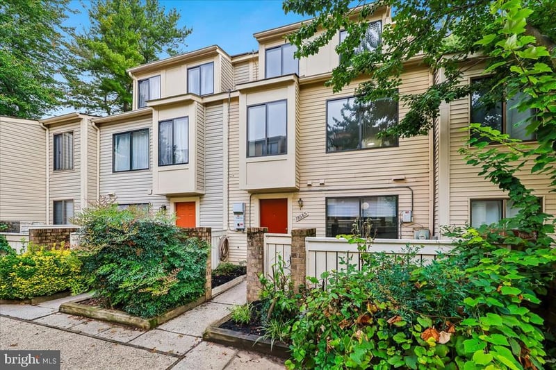 18685 Nathans Pl, Montgomery Village, MD 20886