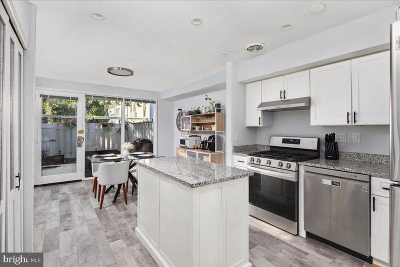 803 Delaware Ave SW #234, Washington, DC 20024
