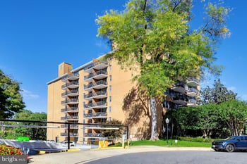 2030 N Adams St #603, Arlington, VA 22201