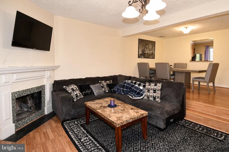 41 Kings Wharf Pl, Waldorf, MD 20602