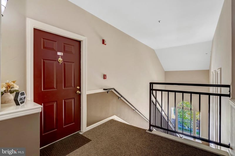 4127 Fountainside Ln #304, Fairfax, VA 22030