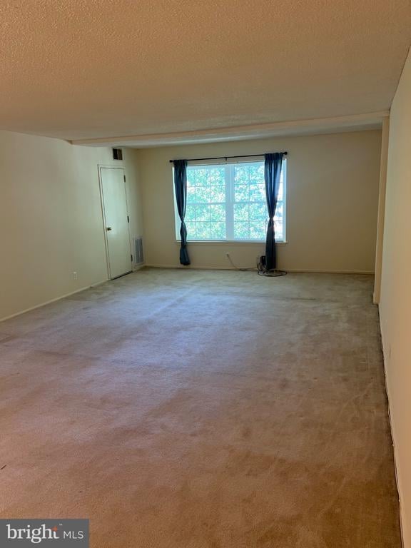 7621 Provincial Dr #311, Mclean, VA 22102