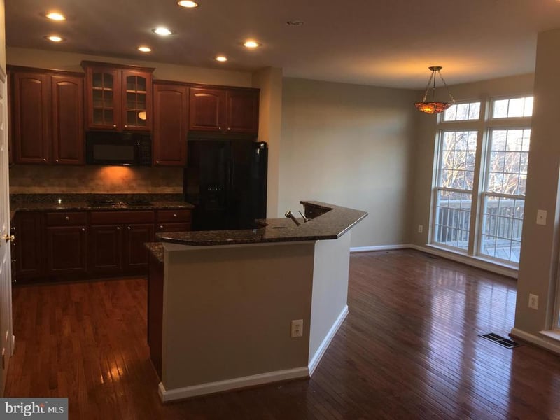 16029 Barn Swallow Pl, Woodbridge, VA 22191