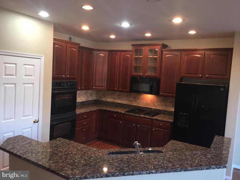 16029 Barn Swallow Pl, Woodbridge, VA 22191