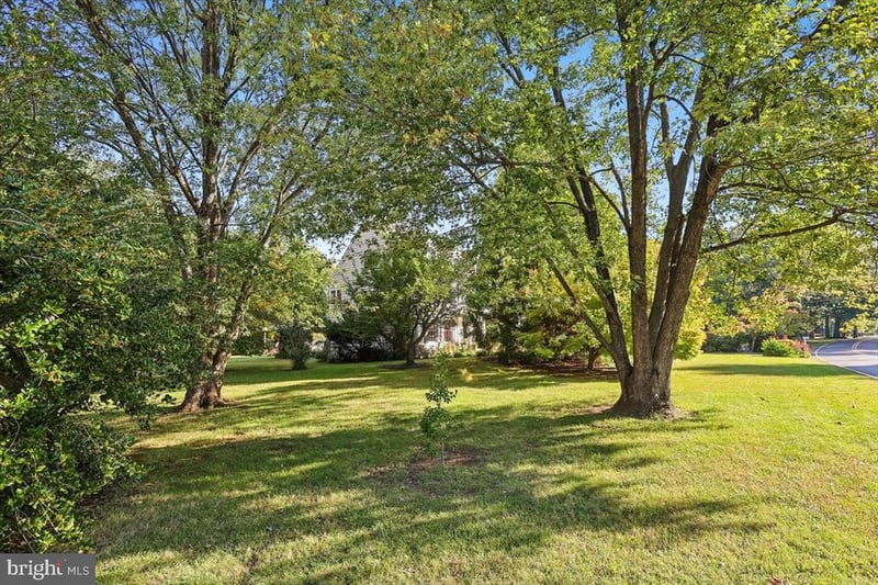 260 W Pasadena Rd, Millersville, MD 21108