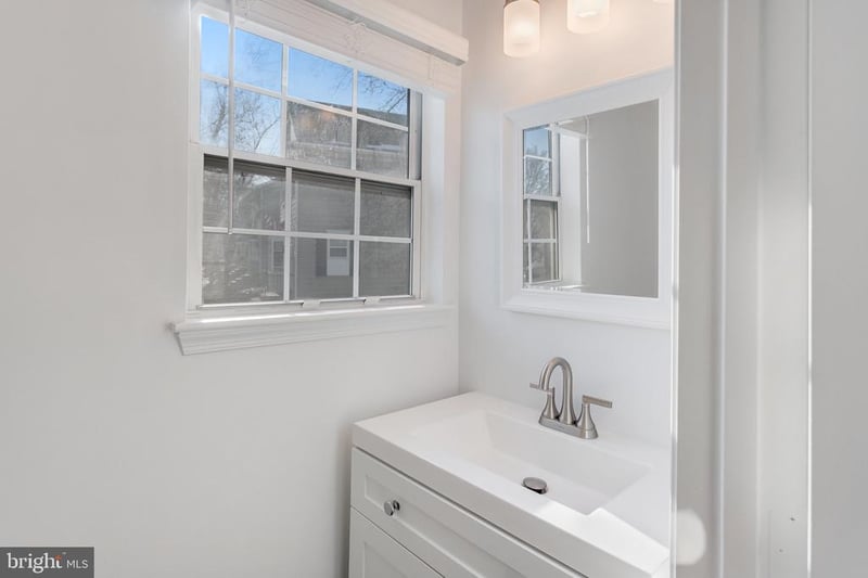 16282 Taconic Cir #103A, Dumfries, VA 22025