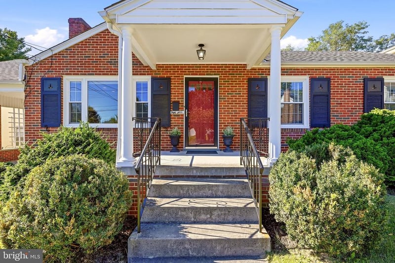 411 Mosby St, Winchester, VA 22601