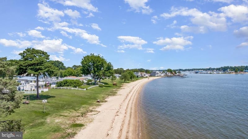 267 Piney Forest Dr, Colonial Beach, VA 22443