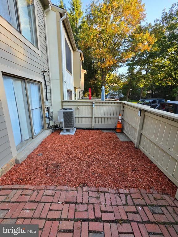 9441 Chadburn Pl, Gaithersburg, MD 20886