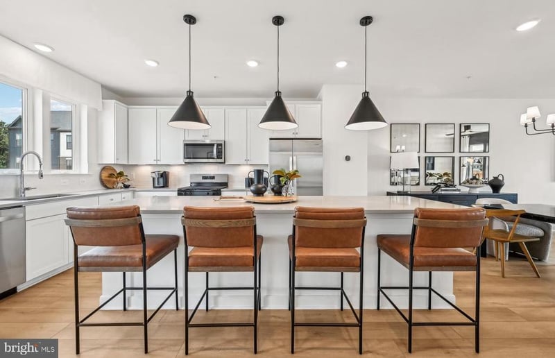 42631 Black Angus Dr, Ashburn, VA 20148