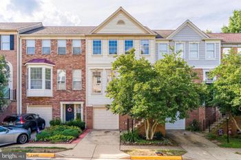 47720 Sandbank Sq, Sterling, VA 20165