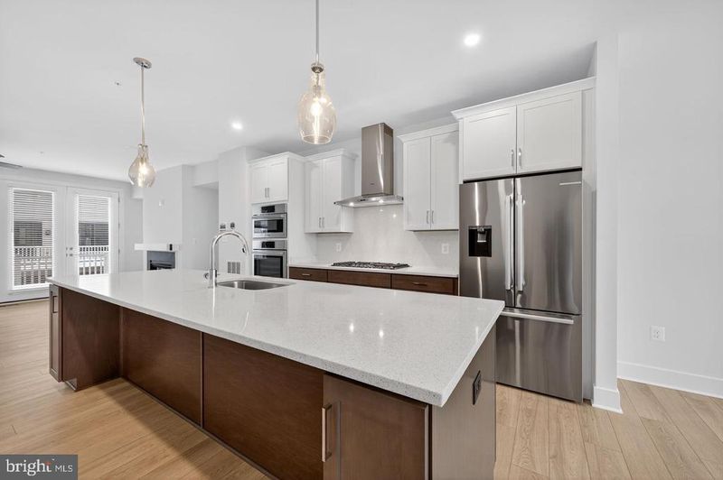 4937 Purdy Aly, Rockville, MD 20850