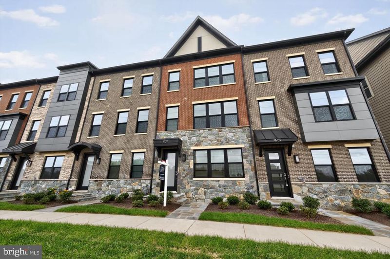 4937 Purdy Aly, Rockville, MD 20850