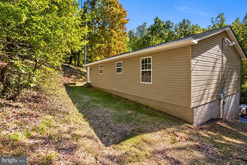 101 Ehlers Dr, Front Royal, VA 22630