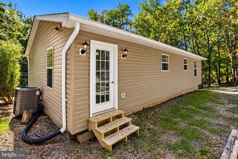 101 Ehlers Dr, Front Royal, VA 22630