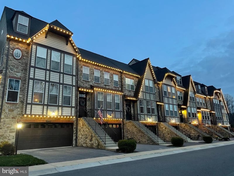 6973 Country Club Ter, New Market, MD 21774
