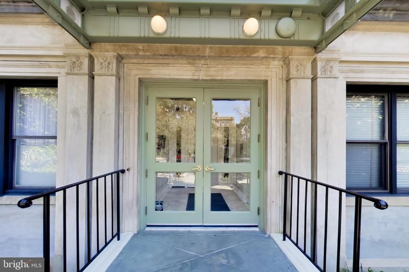 1915 16th St NW #704, Washington, DC 20009