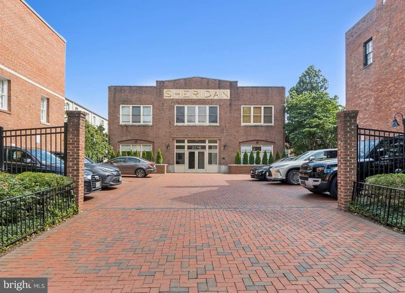 2516 Q St NW #Q206, Washington, DC 20007
