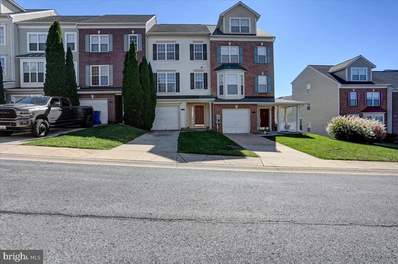 7215 Black Creek Ln, Frederick, MD 21703