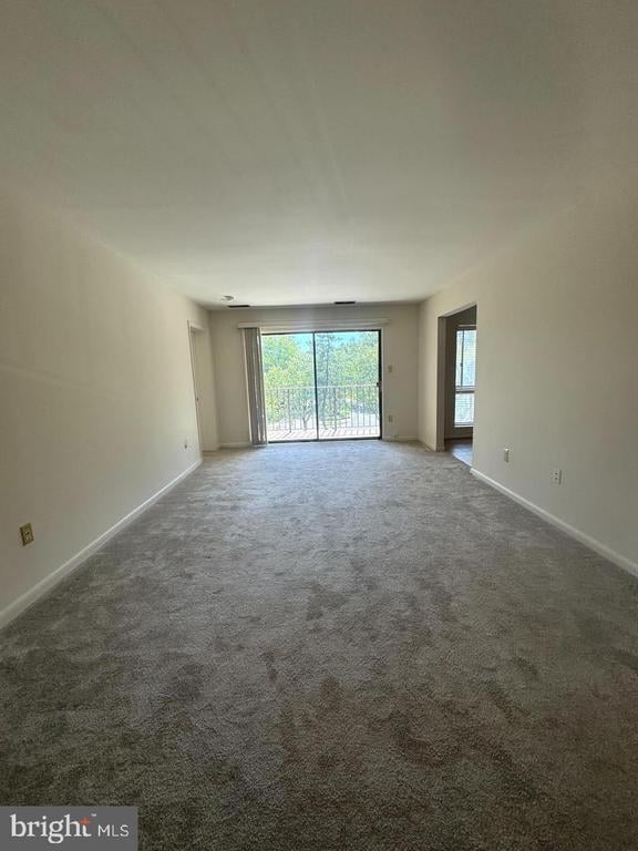 13207 Dairymaid Dr #301, Germantown, MD 20874