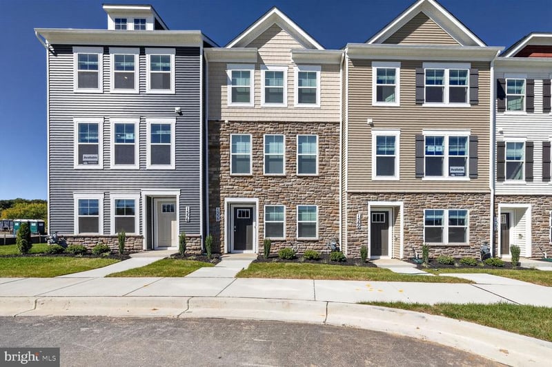 1558 Bentstalk Dr, Frederick, MD 21703