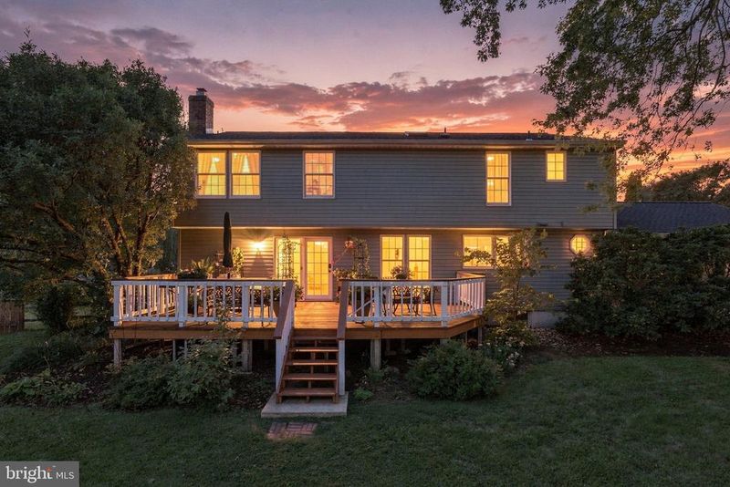 12511 Thunder Chase Dr, Reston, VA 20191
