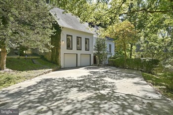 1345 Kirby Rd, Mclean, VA 22101