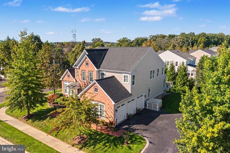 42150 Ruby Dusk Way, Brambleton, VA 20148