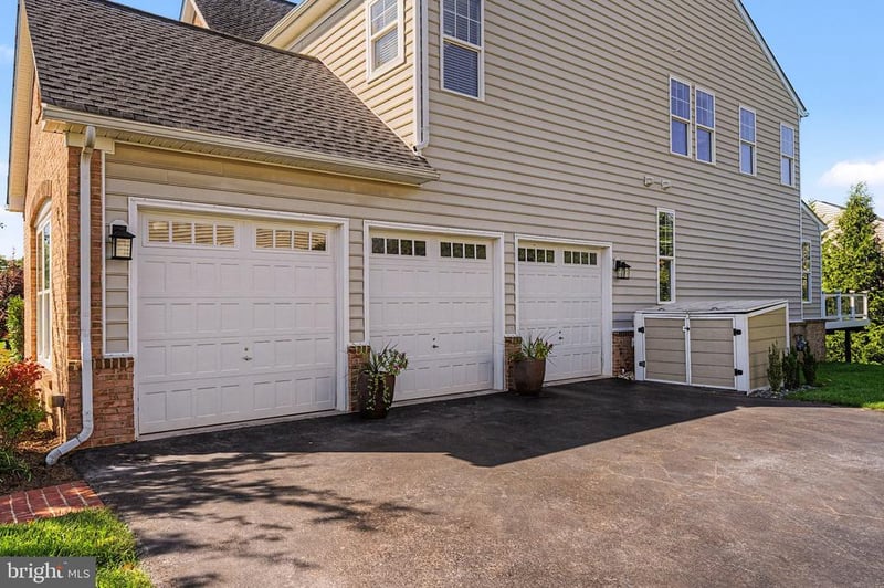 42150 Ruby Dusk Way, Brambleton, VA 20148