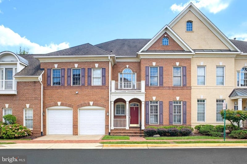 12753 Lavender Keep Cir, Fairfax, VA 22033