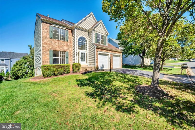 46800 Trailwood Pl, Sterling, VA 20165