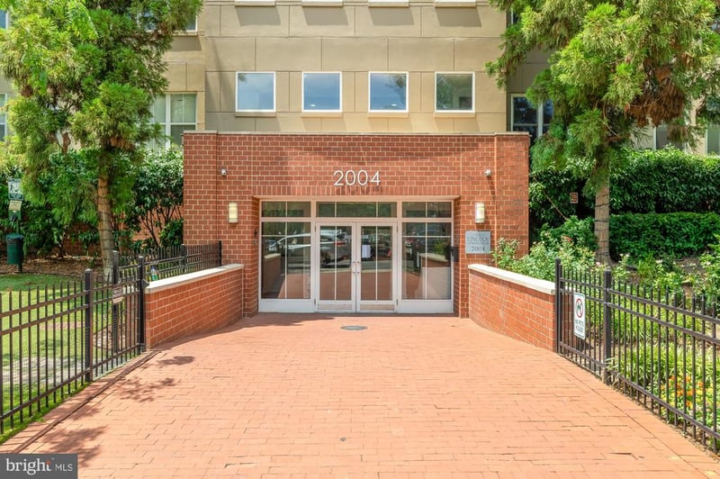2004 11th St NW #122, Washington, DC 20001