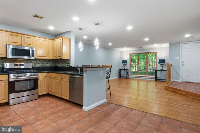 4323 Runabout Ln #171, Fairfax, VA 22030