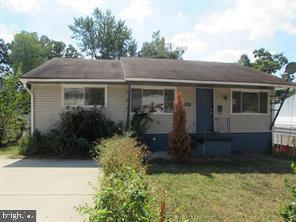 7935 Fiske Ave, Lanham, MD 20706