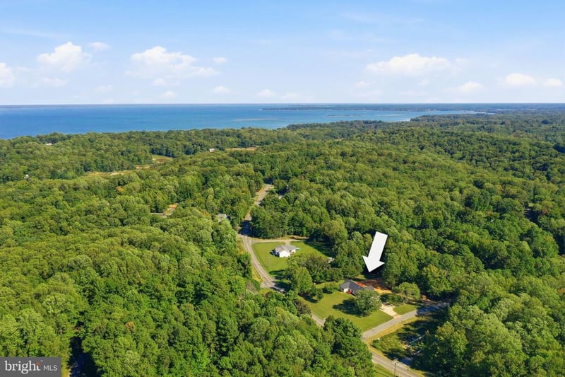 21 Traveller Cir, Montross, VA 22520