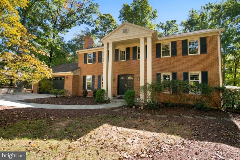 11211 Long Pine Trl, Potomac, MD 20854