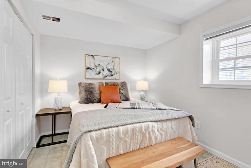 9005 Triple Ridge Rd, Fairfax Station, VA 22039