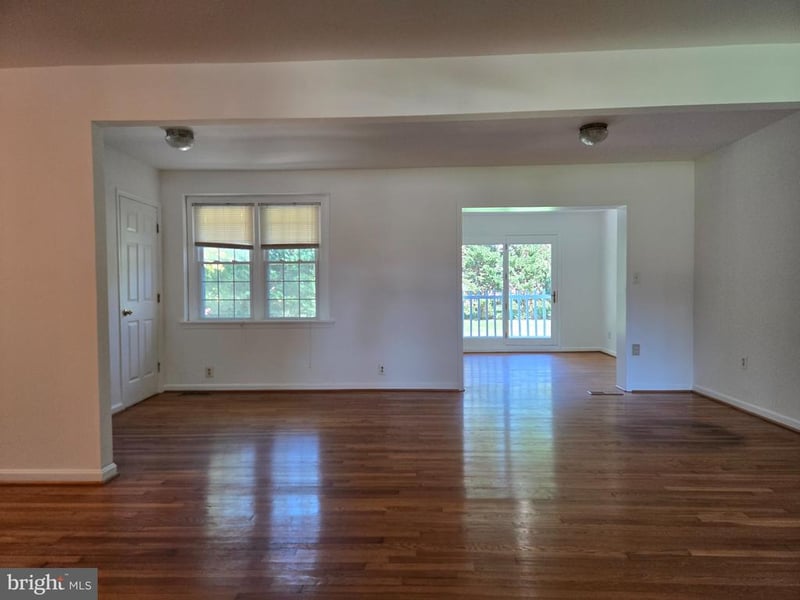 15451 Thompson Rd, Silver Spring, MD 20905