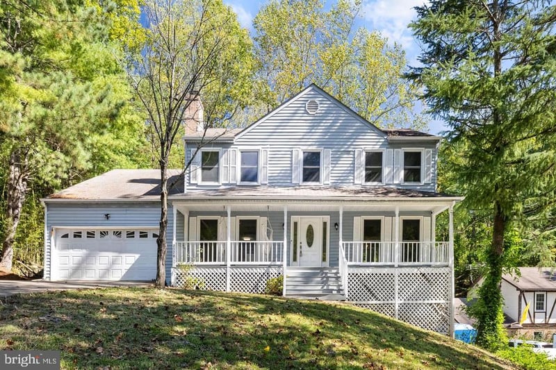 2320 Harpoon Dr, Stafford, VA 22554