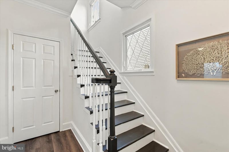 117 Clifford Ave, Alexandria, VA 22305